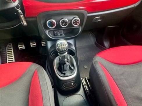 Used 2014 FIAT 500L Pop FWD image 10