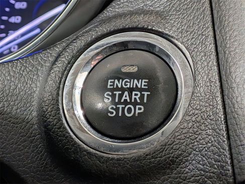 Used 2017 Subaru Outback 3.6R Limited image 19