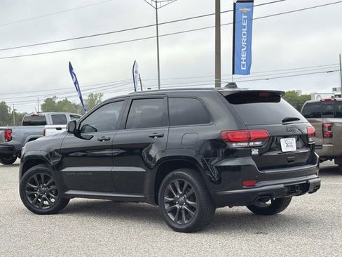 Used 2019 Jeep Grand Cherokee High Altitude RWD image 11