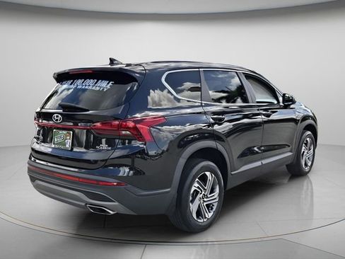 Used 2023 Hyundai Santa Fe SE AWD/4WD image 7
