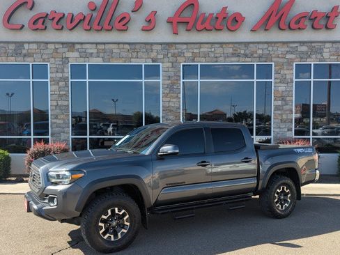 Used 2021 Toyota Tacoma TRD Off-Road AWD/4WD image 1