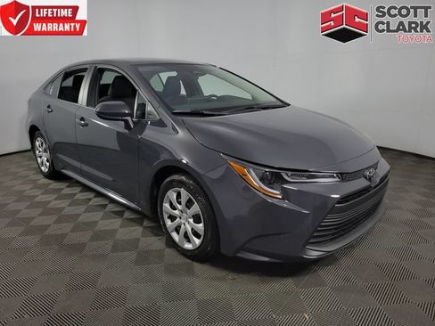 Used 2024 Toyota Corolla LE FWD image 1