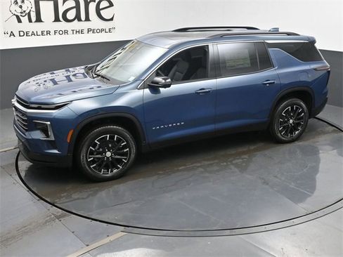 New 2026 Chevrolet Traverse LT w/ Sun and Wheel Package image 23