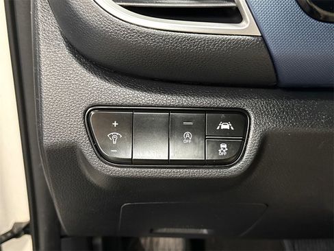 Used 2021 Kia Seltos S image 25