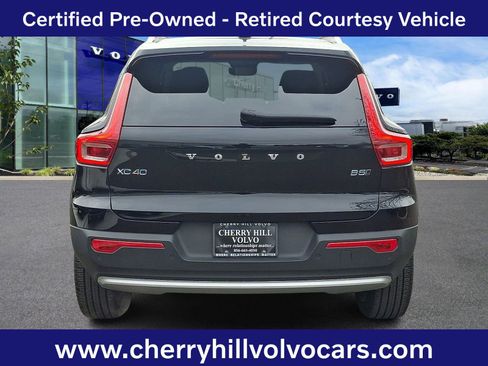Certified 2025 Volvo XC40 B5 Ultra w/ Protection Package Premier image 5