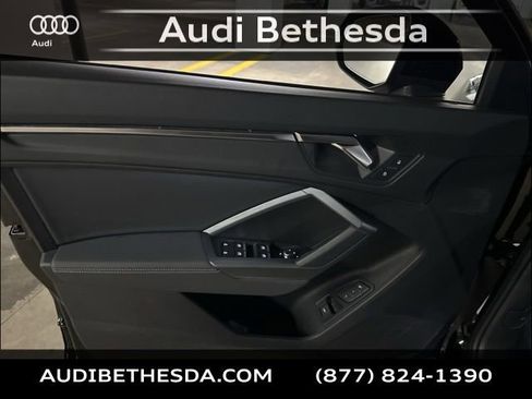 Certified 2025 Audi Q3 2.0T Premium w/ Convenience Package image 14