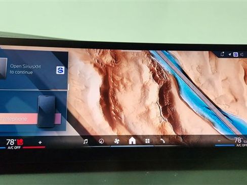 Used 2025 BMW X3 xDrive30i w/ Premium Package image 43