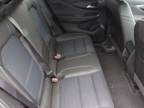 New 2025 Buick Envista Preferred w/ Convenience II Package image 19