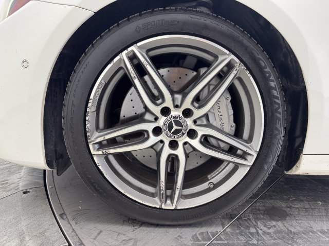 Used 2019 Mercedes-Benz E 300 4MATIC image 9