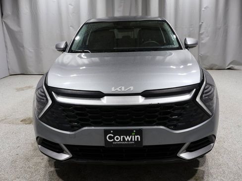 Used 2024 Kia Sportage LX image 7