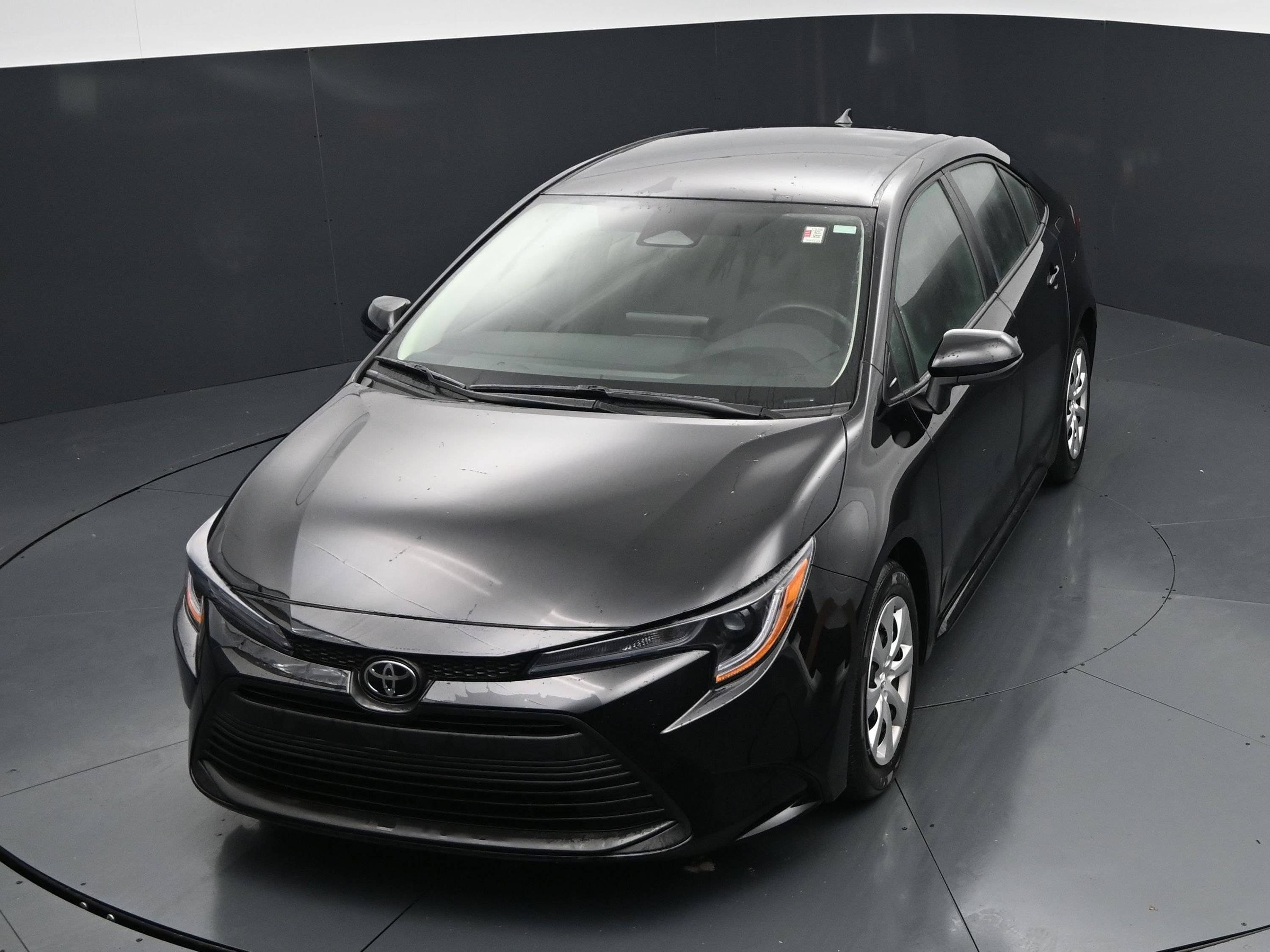 Used 2026 Toyota Corolla LE FWD image 27