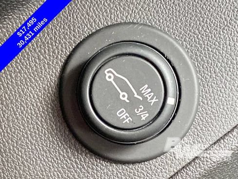 Used 2019 Chevrolet Equinox LT w/ Driver Convenience Package FWD image 32