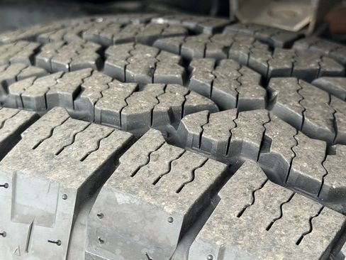 Used 2023 Nissan Frontier PRO-4X w/ Pro-4X Premium Package image 49