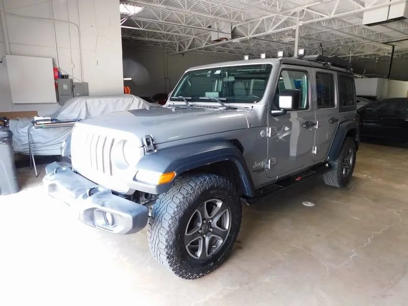 Used 2018 Jeep Wrangler Unlimited Sport S AWD/4WD image 1