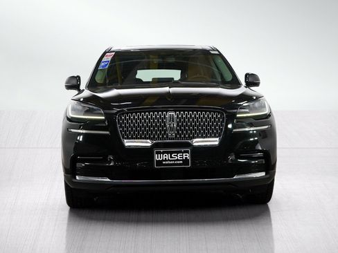 Used 2022 Lincoln Aviator Reserve w/ Class IV Trailer Tow Package AWD/4WD image 8
