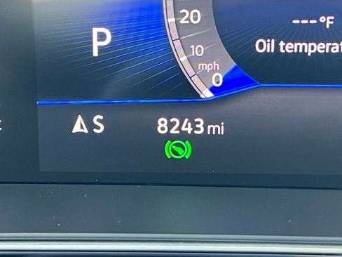 Used 2025 Volkswagen Jetta SE image 39