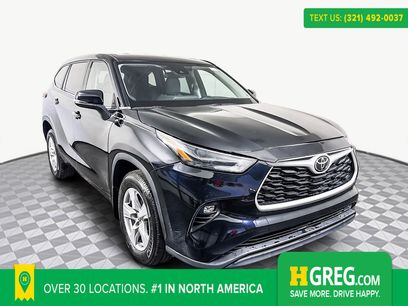 Used 2023 Toyota Highlander LE