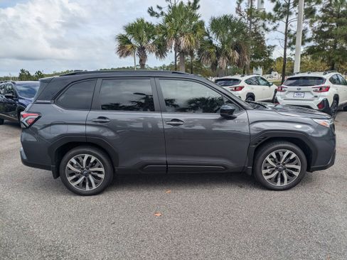 New 2025 Subaru Forester Touring w/ Touring Package image 3