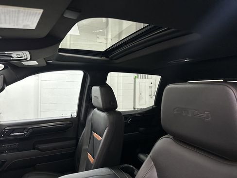 Used 2023 GMC Sierra 1500 AT4 w/ AT4 Premium Package image 35