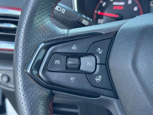 Used 2022 Chevrolet TrailBlazer RS w/ Sun and Liftgate Package image 18