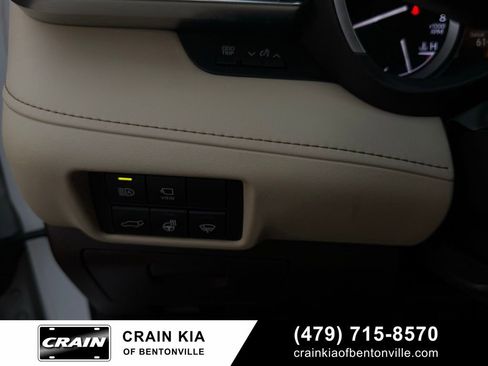 Used 2022 Toyota Highlander Limited image 13