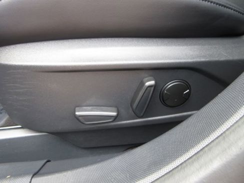Used 2023 Ford Mustang Mach-E Premium RWD image 12