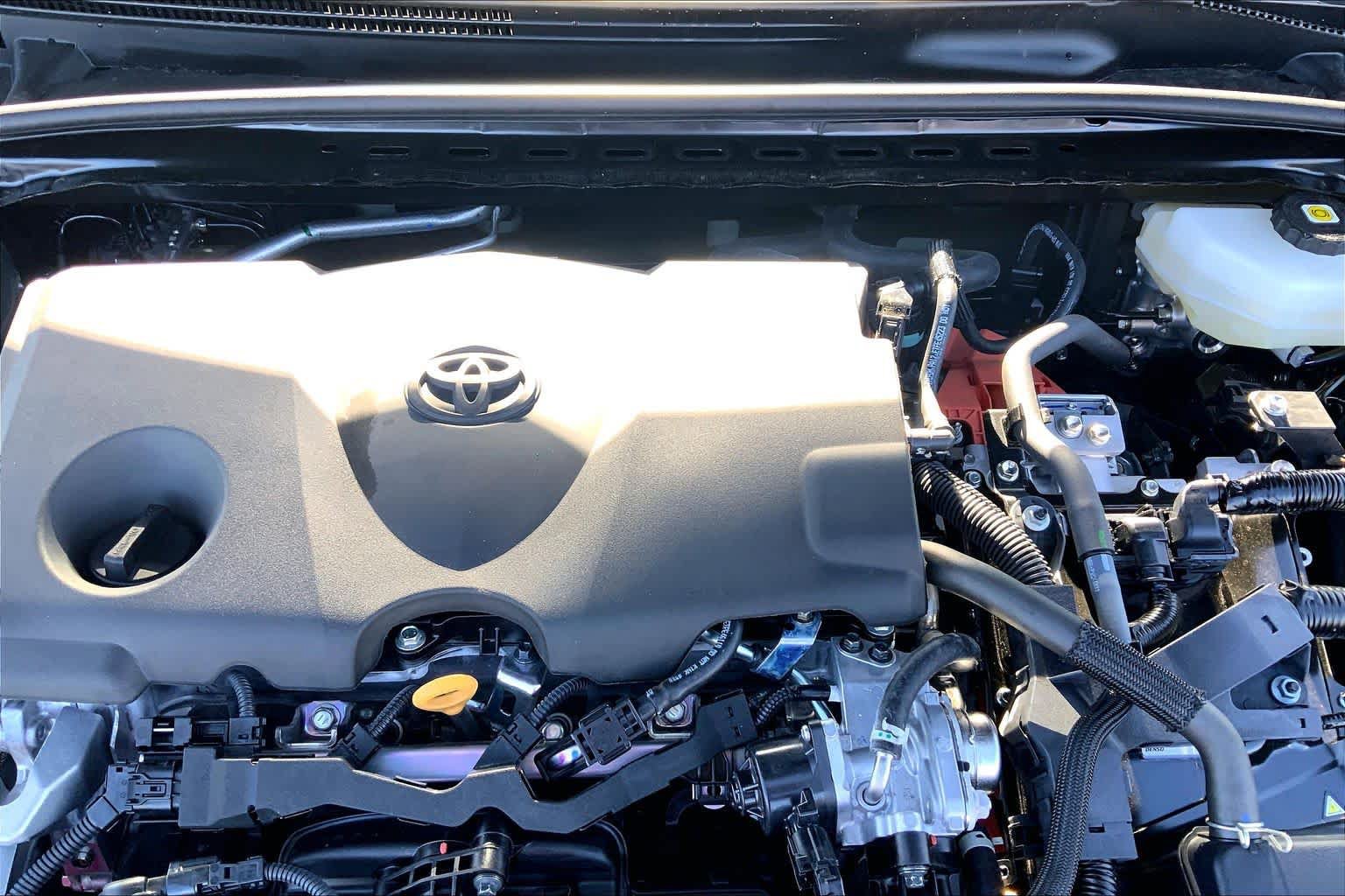Certified 2026 Toyota Camry SE w/ Convenience Package FWD image 32