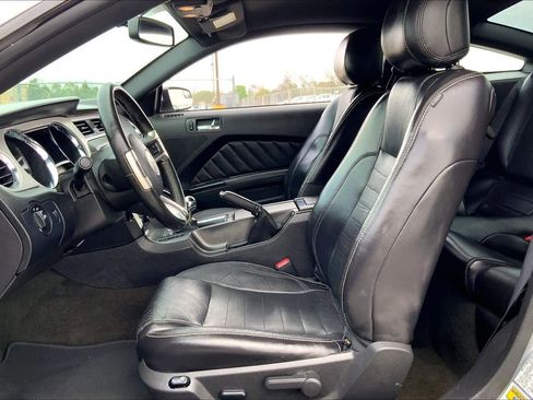 Used 2014 Ford Mustang GT Premium image 7