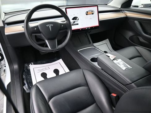 Used 2022 Tesla Model 3 image 24
