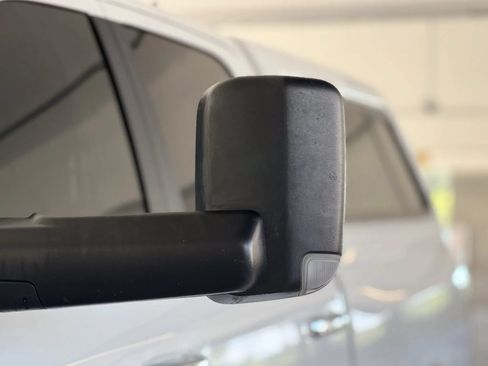 Used 2019 RAM 1500 Big Horn AWD/4WD image 9