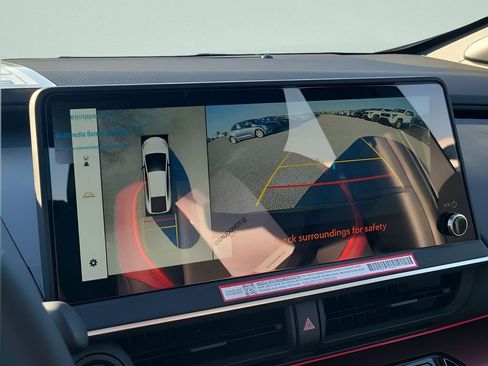 New 2026 Toyota Prius Plug-In Hybrid FWD image 31