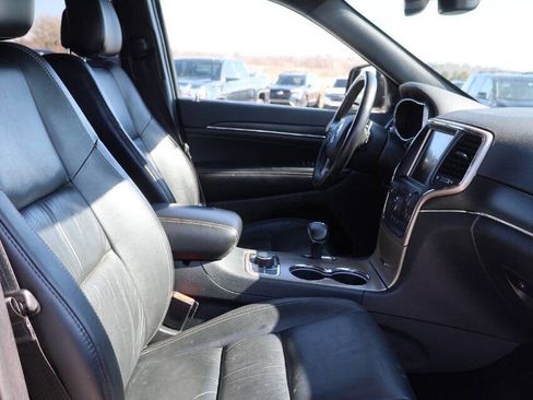 Used 2015 Jeep Grand Cherokee Limited image 15