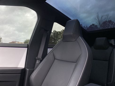 Used 2024 Tesla Cybertruck Cyberbeast image 7