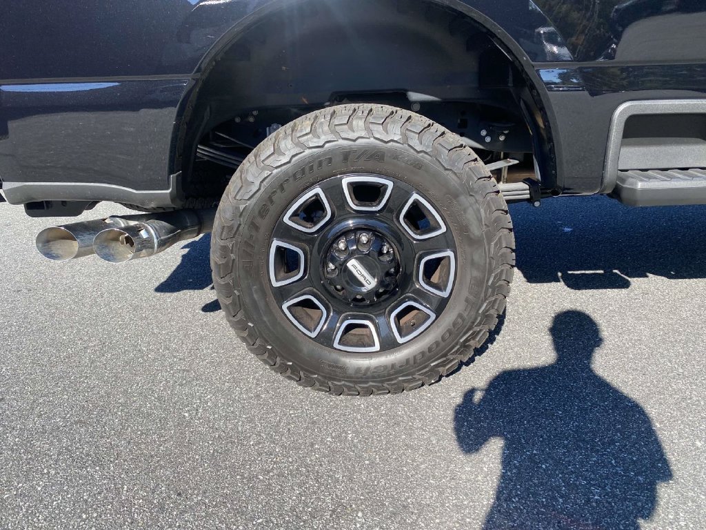 Used 2025 Ford F250 Platinum AWD/4WD image 9