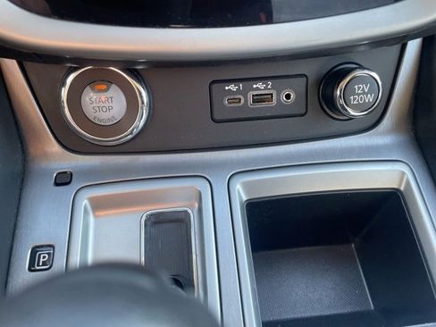 Used 2020 Nissan Murano S image 27