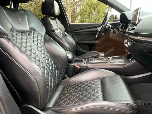 Used 2018 Audi SQ5 Prestige w/ Prestige Package image 28