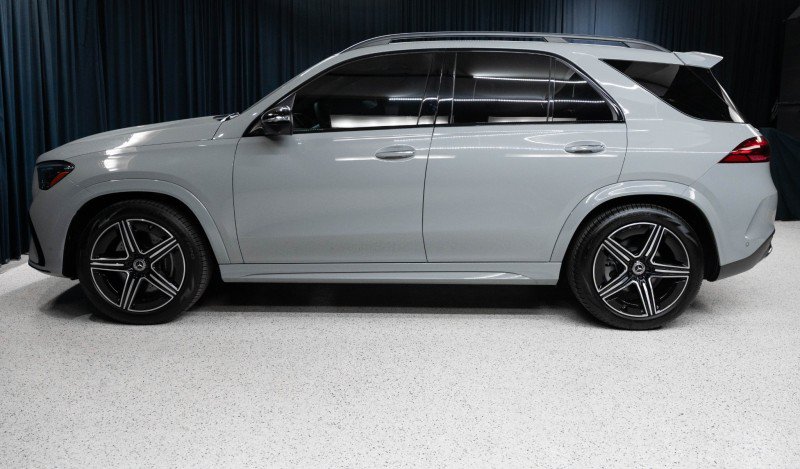 New 2026 Mercedes-Benz GLE 580 4MATIC image 8