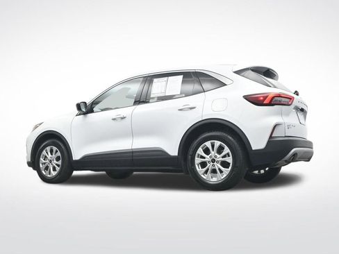 Used 2024 Ford Escape Active w/ Cold Weather Package image 40
