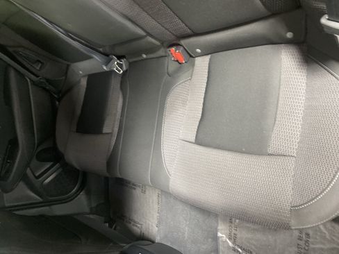 Used 2025 Subaru Outback Premium AWD/4WD image 11