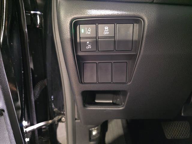 Used 2021 Honda CR-V Special Edition image 26