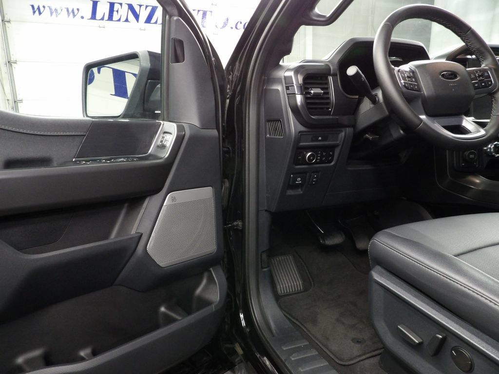 Used 2025 Ford F150 Lariat AWD/4WD image 54