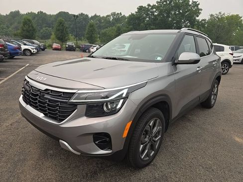 Certified 2024 Kia Seltos S AWD/4WD image 3