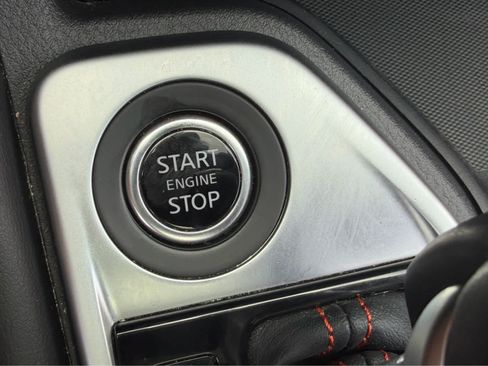 Used 2025 Nissan Sentra SR w/ SR Premium Package FWD image 28