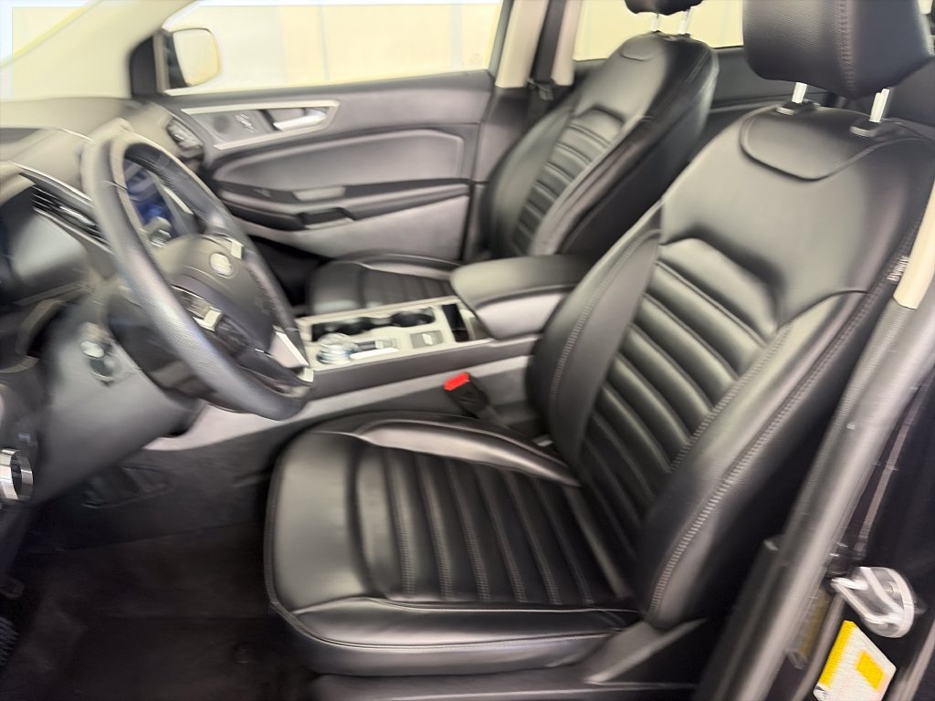 Certified 2024 Ford Edge SEL AWD/4WD image 11