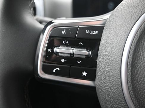 Certified 2025 Kia Sorento SX Prestige image 29