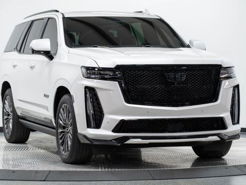 Used 2023 Cadillac Escalade V image 1