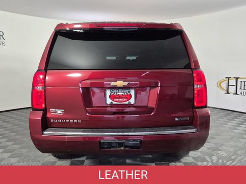Certified 2018 Chevrolet Suburban Premier AWD/4WD image 5