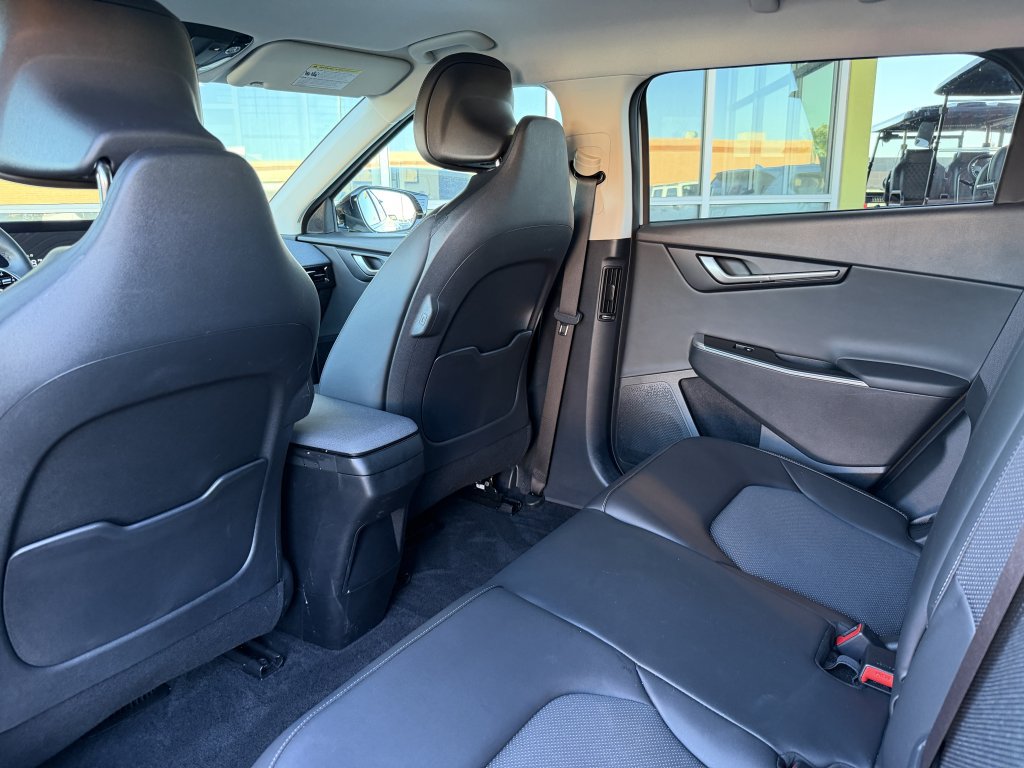 Used 2024 Kia EV6 Light AWD/4WD image 36