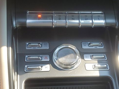 New 2026 Lincoln Nautilus Premier image 20