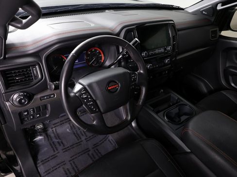 Used 2022 Nissan Titan PRO-4X w/ Pro-4x Convenience Package image 23